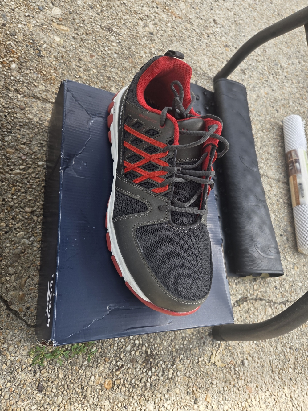 Reebok Men’s Athletic Shoe - Gray & Red
